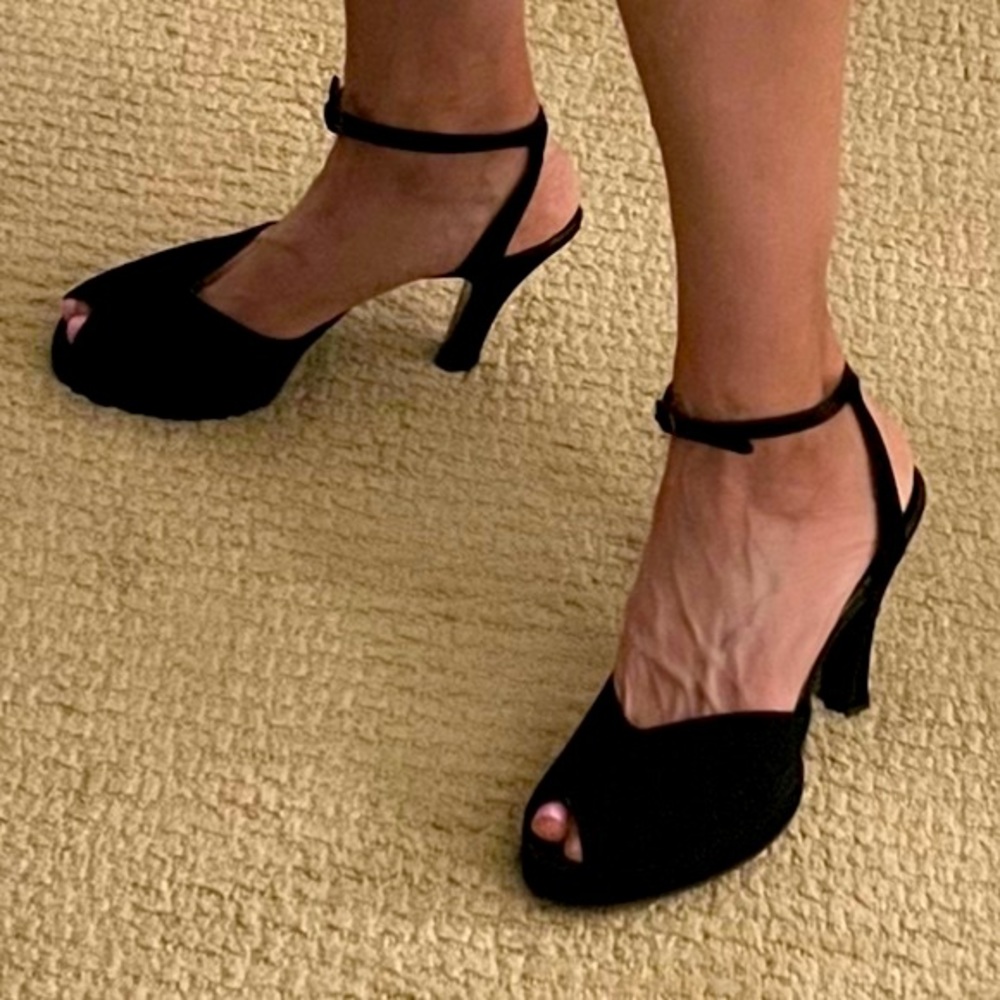 Vintage 40’s or 50’s Ankle Strap Platform Shoes